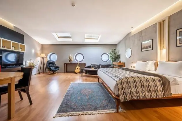 general view of room