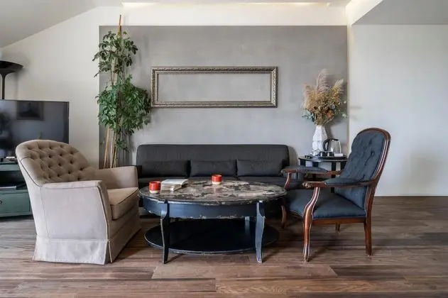 sitting area