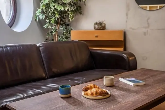 sitting area