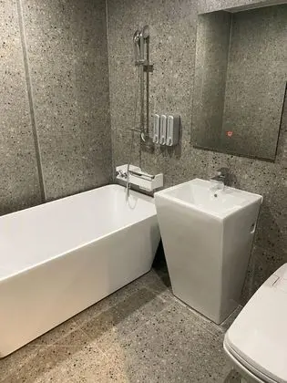 Premier Tek Büyük Yataklı Oda