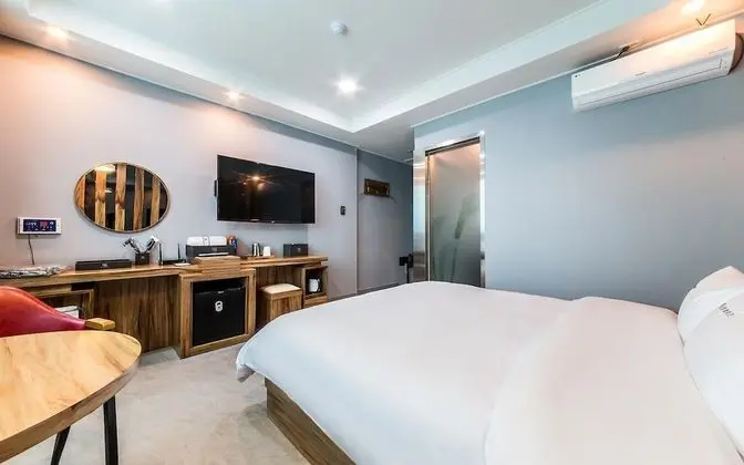 Oda (STANDARD A (Lake View))