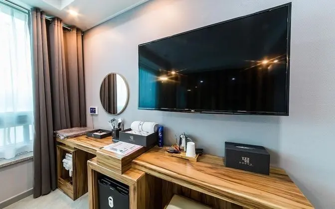 Oda (STANDARD A (Lake View))