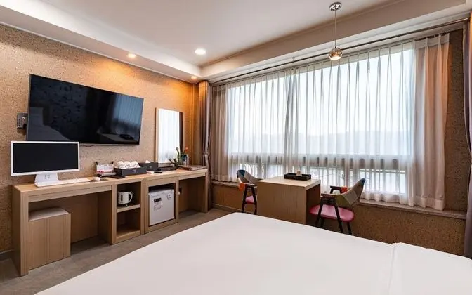 Oda (STANDARD A (Lake View))