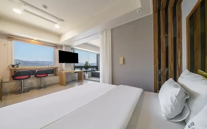 Oda (VIP room (special room A lake view wh)