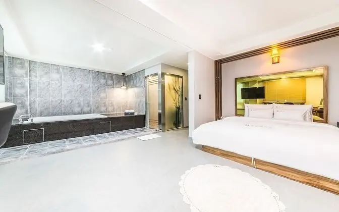 Oda (VIP room (special room A lake view wh)