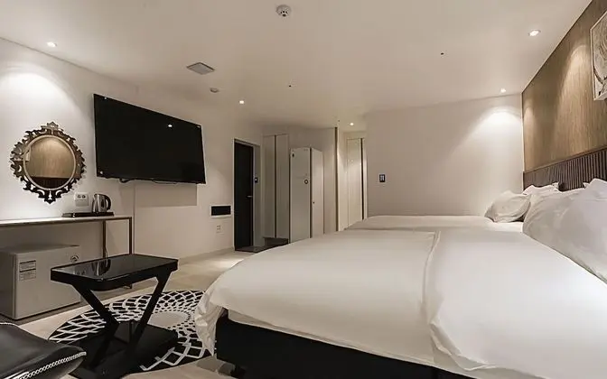 Oda (Suite twin (top-class mattress air pu)