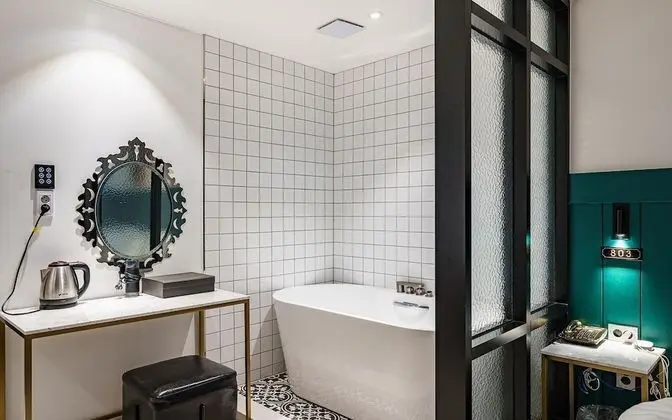 Oda (Suite VIP (top-class mattress air pur)