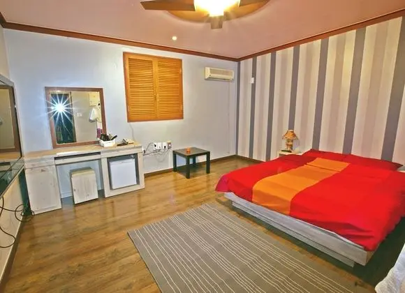 Superior Tek Büyük Yataklı Oda