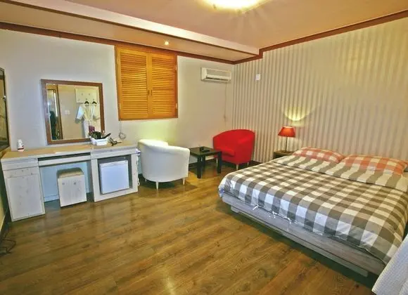 Superior Tek Büyük Yataklı Oda