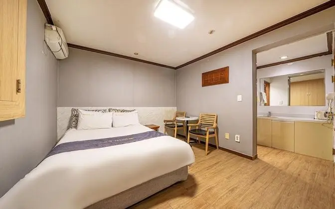 Oda (Special Room B)