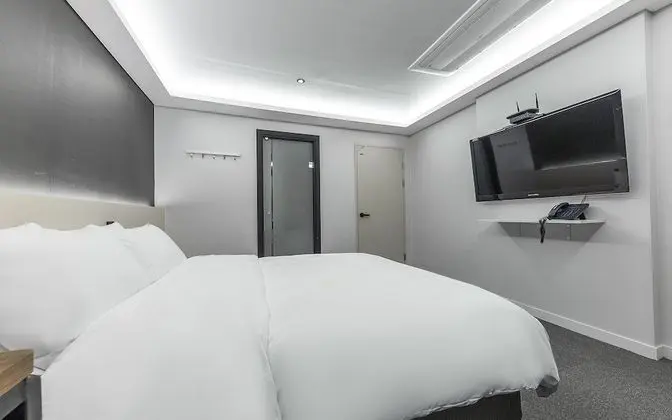 Oda (Main Building Standard Room - Yanolja)