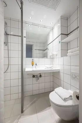 Standard Üç Kişilik Oda, Sigara İçilmez, Buzdolabı