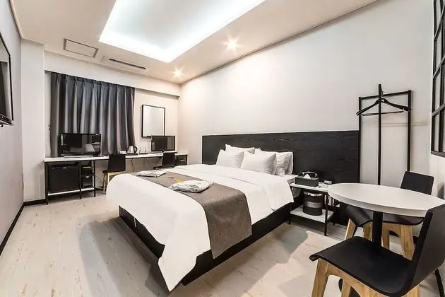 Oda (Premium(Couple PUBG room/Disney+ Netf)