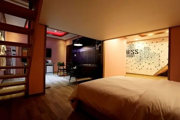 Oda (Special Room)