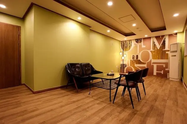 Oda (Special Room)