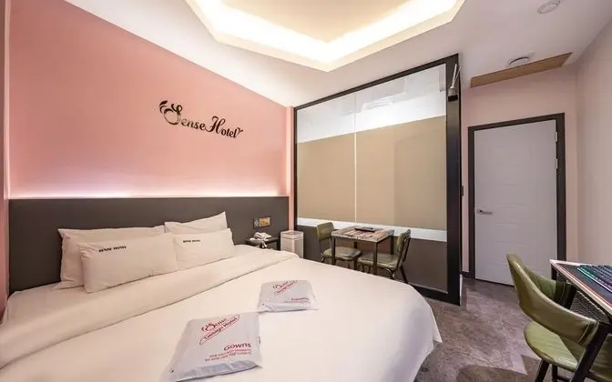 Oda (Deluxe Bubble Spa Room 1PC/Game Room()