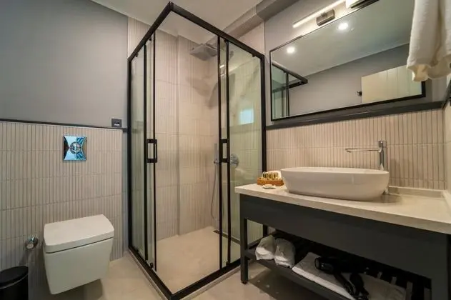 Standart Oda, Deniz Manzaralı, Balkonlu