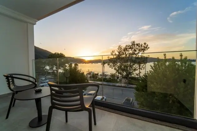 Standart Oda, Deniz Manzaralı, Balkonlu