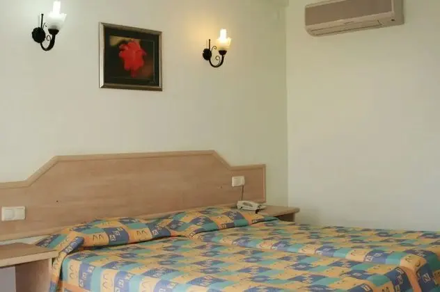 Standart çift kişilik oda
