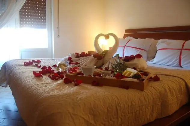 Tek Büyük veya İki Ayrı Yataklı Oda