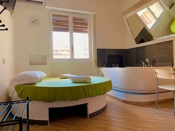 Tek Büyük veya İki Ayrı Yataklı Oda