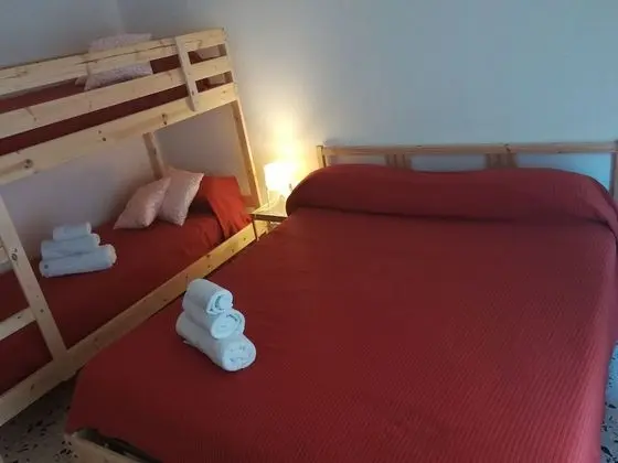 Tek Büyük veya İki Ayrı Yataklı Oda