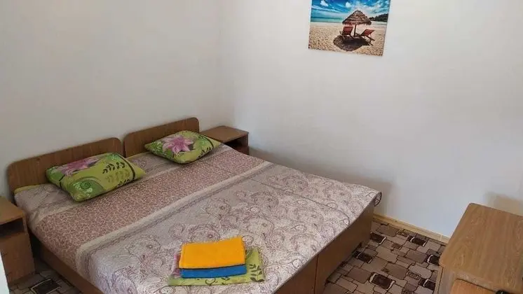 Standard Oda, 1 Çift Kişilik Yatak ve Çekyat