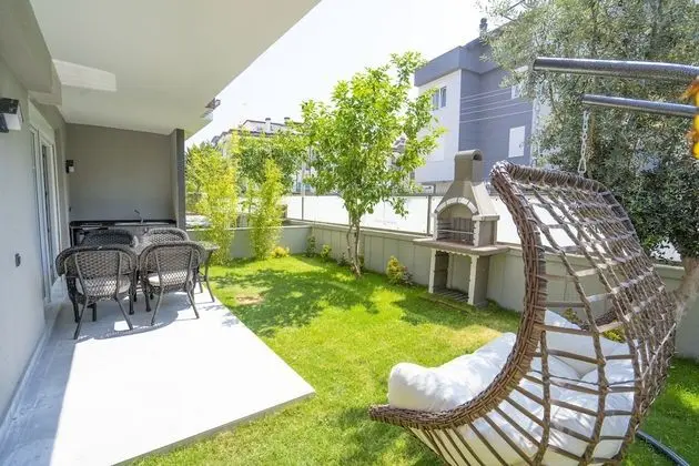 Garden Suite with Jacuzzi