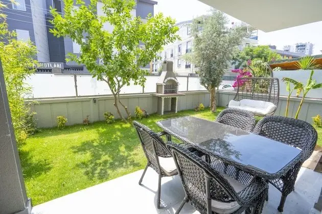 Garden Suite with Jacuzzi