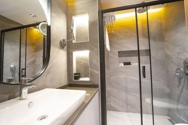 Standard Suite