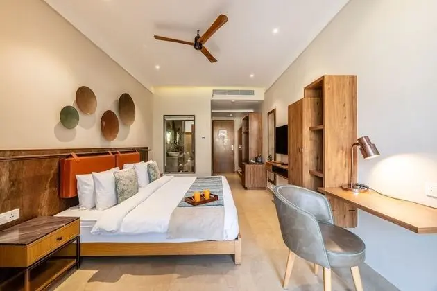 King Room with Balcony