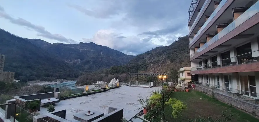 Tek Büyük Yataklı Oda, Bahçe Manzaralı, Zemin Kat
