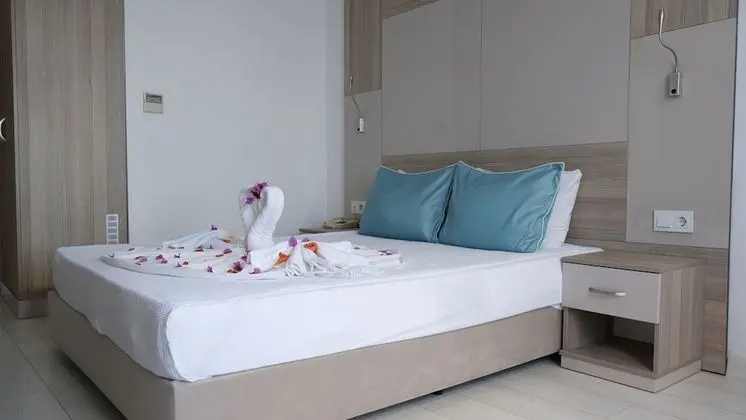 Standard Tek Büyük Yataklı Oda, Deniz Manzaralı