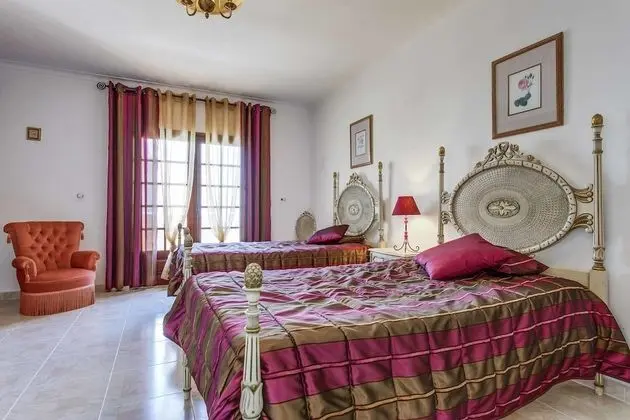 Villa (4 Bedrooms)