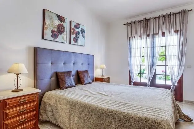 Villa (4 Bedrooms)