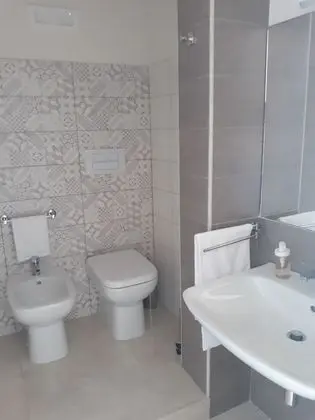 Economy Tek Kişilik Oda, Tepe Manzaralı
