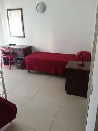 Üç Kişilik Oda, Birden Çok Yatak, Sigara İçilmez