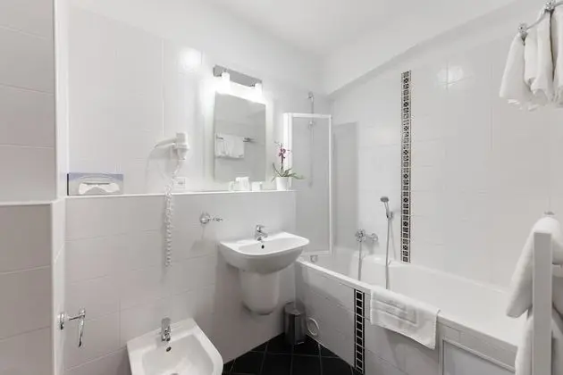 Tek Büyük veya İki Ayrı Yataklı Oda