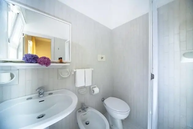 Tek Büyük Yataklı Oda, Balkon