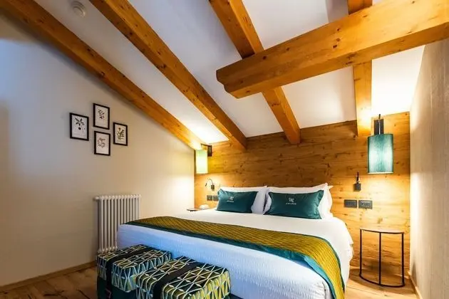 Classic Tek Büyük Yataklı Oda