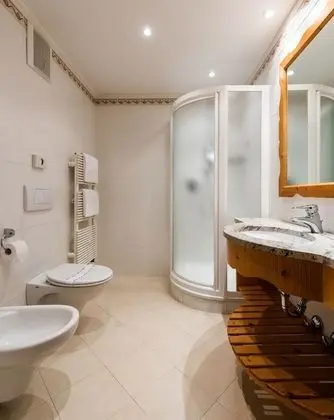 Classic Tek Büyük Yataklı Oda