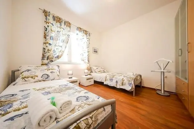 Ev (Ante - 30 m from beach - H(6+2))