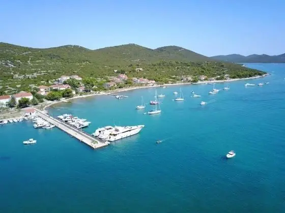 Ev (Ante - 30 m from beach - H(6+2))