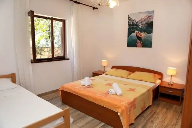 Apart Daire (Ante - 50 M from the sea - A2(8+2))