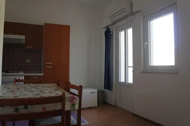 Apart Daire (Ante - 50m from the sea - A4 Lila(3+2)