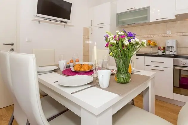 Standard Apart Daire, 2 Büyük (Queen) Boy Yatak, Deniz Manzaralı