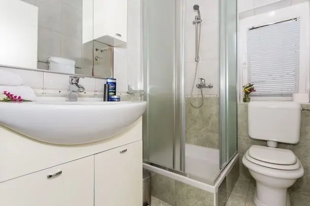 Standard Apart Daire, 2 Büyük (Queen) Boy Yatak, Deniz Manzaralı