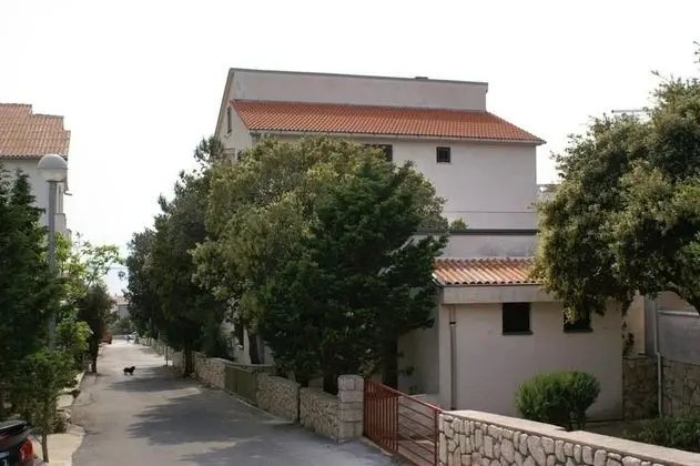 Apart Daire (Ante - comfortable & free parking - A)