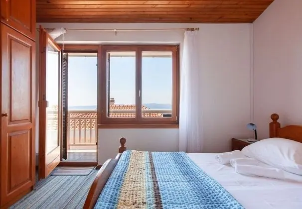 Apart Daire (Ante M - 100 m from beach - A2(4+2))