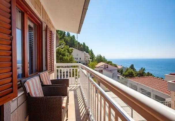 Apart Daire (Ante M - 100 m from beach - A2(4+2))